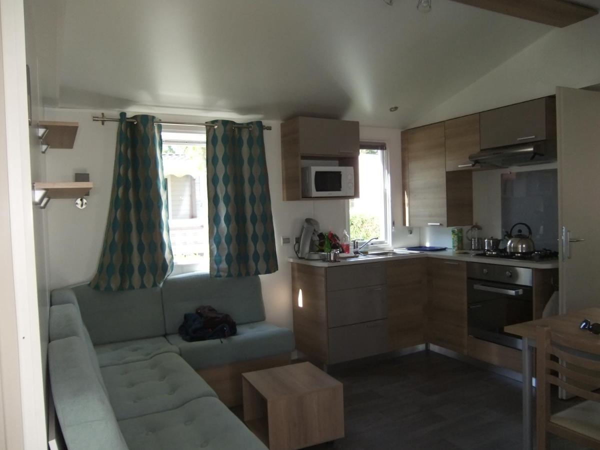 Assist' Mobil Home 289 - Mobil Home Elegance 2 Chambres 6 Personnes Onzain Exterior photo